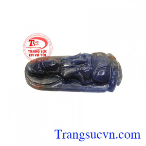 Phật Bà hay còn gọi là Quan Âm là biểu tượng của bình an, lòng thánh thiện đem đến may mắn và sự an nhiên cho gia chủ.