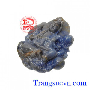 Bởi saphir mang trong mình những giá trị cao cả về vật chất lẫn tinh thần.