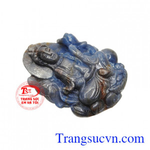 Người ta tin rằng, đem theo viên đá này bên mình sẽ giúp cải thiện sức khỏe và may mắn hơn.