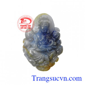 Phật Quan Âm saphir vượng khí chạm khắc tinh xảo từ đá saphir thiên nhiên chất lượng.