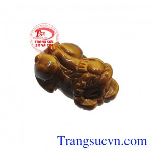 Tỳ hưu mắt hổ hút tài lộc là một trong những sản phẩm rất được ưa chuộng. 