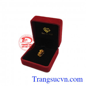 Tỳ hưu mắt hổ hút tài lộc