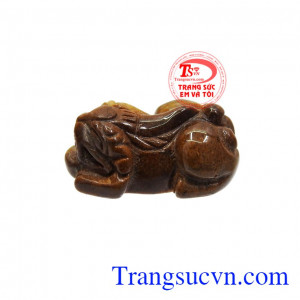 Theo truyền thuyết, tỳ hưu là linh vật hút tiền tài, giữ của cho gia chủ. Tỳ hưu mắt hổ thiên nhiên đẹp