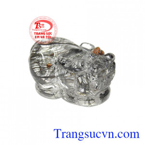 Tỳ hưu thạch anh tóc phát đạt được chế tác tinh xảo, sắc nét.