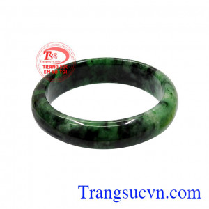 Vòng cẩm thạch mệnh mộc