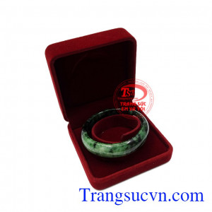 Vòng cẩm thạch mệnh mộc