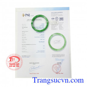 Vòng ngọc cẩm thạch sang trọng có giấy kiểm định đá quý uy tín. 