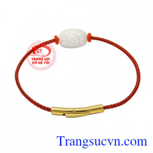 Sản phẩm phù hợp cho những người mang mệnh Kim và Thủy.