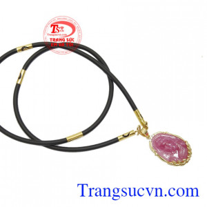 Bộ Đức Mẹ Ruby Thánh Thiện sự lựa chọn tuyệt vời làm quà tặng cho người bạn yêu thương