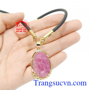 Bộ Đức Mẹ Ruby Thánh Thiện cao cấp là dòng sản phẩm rất được ưa chuộng hiện nay
