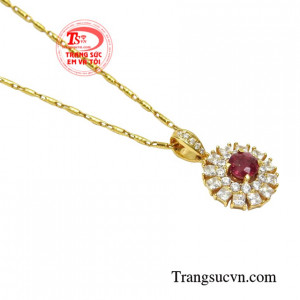 Bộ mặt dây ruby tài lộc hợp mệnh Thổ và Hỏa.