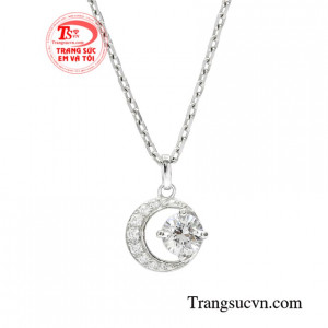 Bộ mặt dây vàng trắng thanh lịch giao hàng nhanh trên toàn quốc.