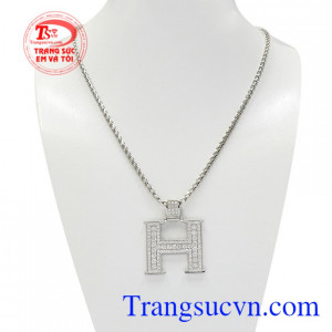 Bộ mặt vàng trắng chữ H là sự kết hợp hoàn hảo của mặt dây chữ H chất lượng và dây chuyền Italy.