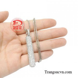 Bộ mặt vàng trắng thời thượng tinh xảo.