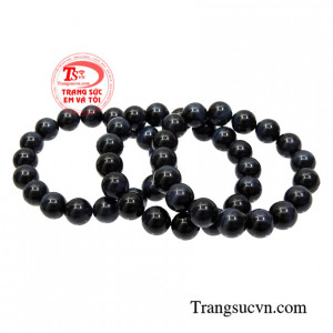 Chuỗi tay thạch anh mắt chim ưng may mắn.