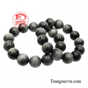 Chuỗi tay thạch anh mắt mèo.