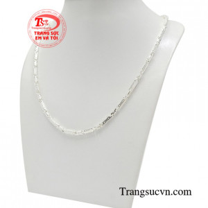 Kim tiền là biểu tượng của giàu sang, thịnh vượng, cuộc sống ấm no, hạnh phúc.