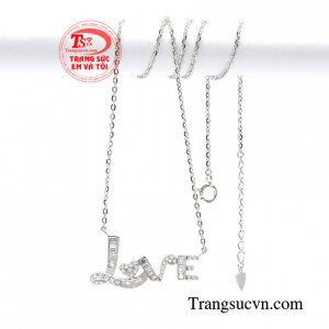 Dây chuyền chữ love dễ thương nữ tính.