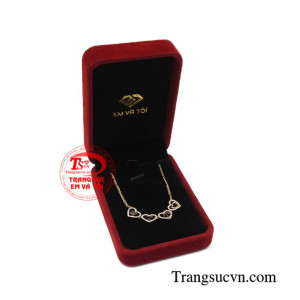 Dây chuyền chữ vàng tinh tế