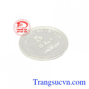 Không chỉ vậy bạc còn có tác dụng giúp các mạch máu đàn hồi, làm giảm các triệu chứng của bệnh viêm khớp và còn có thể kiểm tra xem có chất độc hại không.