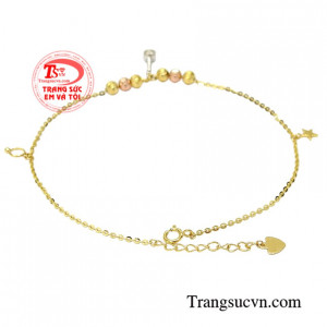 Chiếc lắc chân này giúp tôn lên vẻ thướt tha, mềm mại hơn cho đôi chân của các cô gái, tạo ấn tượng cho phái đẹp.