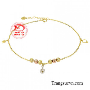 Lắc chân nữ thanh lịch được nhập khẩu tại Hàn Quốc chế tác theo công nghệ hiện đại chất lượng.