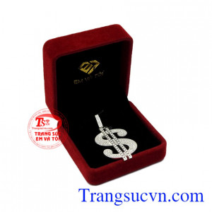 Mặt bạc nam thời trang tinh tế.