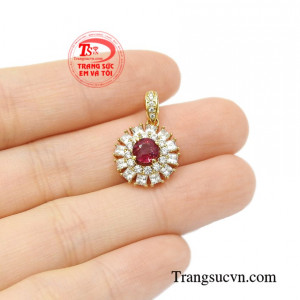Mặt dây nữ ruby tài lộc thịnh vượng.