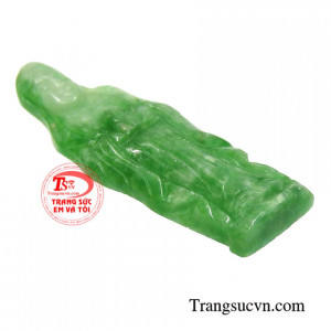 Sản phẩm có thể bọc thêm vàng hay bạc làm mặt dây chuyền đeo hợp thời trang và sang trọng hơn.