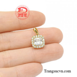 Mặt nữ vàng tây thanh lịch chất lượng.