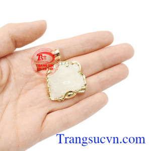 Mặt Phật Di Lặc Bọc Vàng An Khang là món quà tặng tuyệt vời cho người thân và bạn bè