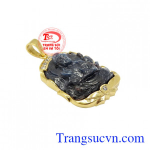 Ngài luôn cảm thông, thứ tha, bỏ qua tất cả lầm lỗi, giúp đỡ mọi người có đời sống cơ cực