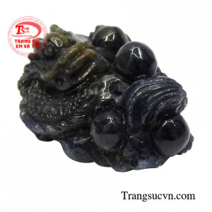 Rồng là linh vật tượng trưng cho điều tốt lành, là một trong tứ linh đem đến may mắn trong phong thủy.