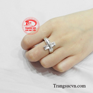 Nhẫn bạc jesus cá tính