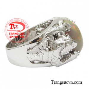 Nhẫn nam opal tuổi dần lịch lãm giao hàng nhanh trên toàn quốc.