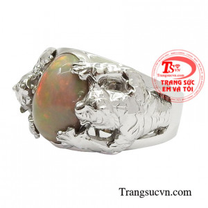 Do đó trang sức gắn đá opal được rất nhiều người ưa chuộng.