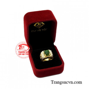 Nhẫn nam phong cách ấn tượng hợp mệnh.