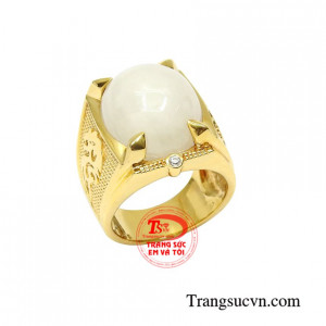 Nhẫn nam saphir mạnh mẽ dành cho người mệnh Kim và Thủy.