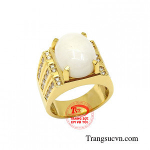 Nhẫn nam saphir thời trang sự lựa chọn hoàn hảo để làm quà tặng cho người thân, bạn bè.