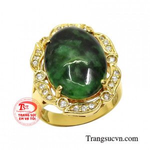 Nhẫn nữ cẩm thạch cao sang tinh tế.