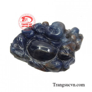 Theo dân gian người ta cho rằng hình ảnh Phật tươi cười, vui vẻ chính là hình ảnh mang lại niềm vui, hạnh phúc cho con người