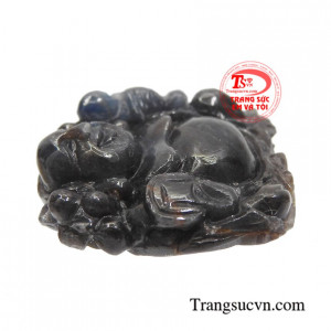 Mặt Phật chế tác bằng đá sapphire thiên nhiên có giấy kiểm định đá quý đảm bảo