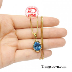 Bộ mặt dây đá Topaz đẹp tinh tế.