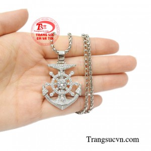 Bộ mặt dây nam vàng trắng điển trai.