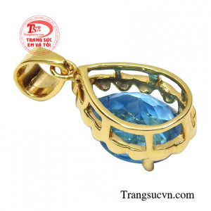 Đá topaz mặt dây thiên nhiên.