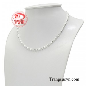 Các bậc cha mẹ luôn mong muốn đem lại những điều tốt nhất giúp con tránh khỏe những tác nhân xấu của môi trường.