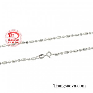 Dây chuyền bạc dễ thương cho bé đảm bảo chất lượng.