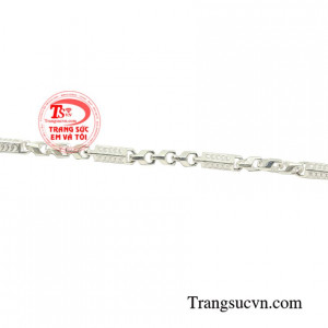 Dây chuyền bạc nam thời thượng giao hàng tận nơi.