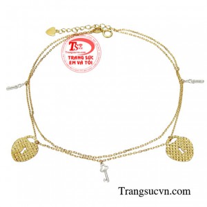 Lắc chân chìa khóa vàng tình yêu món quà đặc biệt dành tặng trong dịp sinh nhật và kỷ niệm rất ý nghĩa.