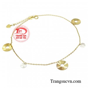 Lắc chân may mắn vàng món quà cho phái đẹp.